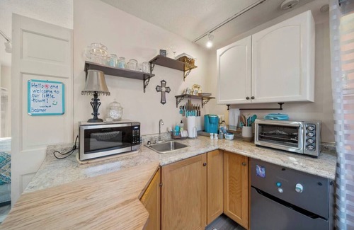 Bayfield House | The Bungalow on Mill St.n