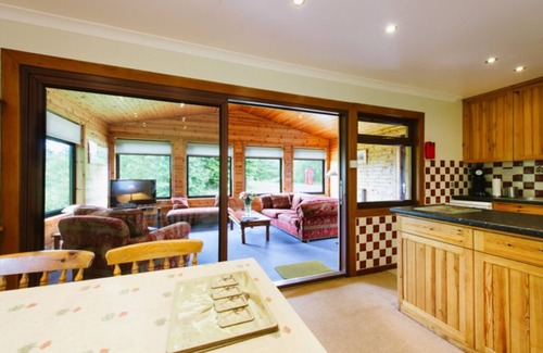 Crianlarich Ski Chalet | The Buzzard Lodge, 2 bedroom, sleeps up to 4
