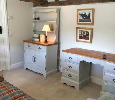 Ticehurst House | The Byre at Heartwood