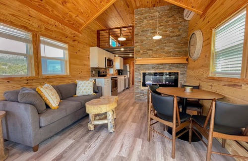Canon City Cabin | The Cabin Summary: Th