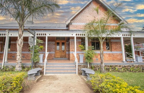 Newcastle Cabin | The Cannon Lodge