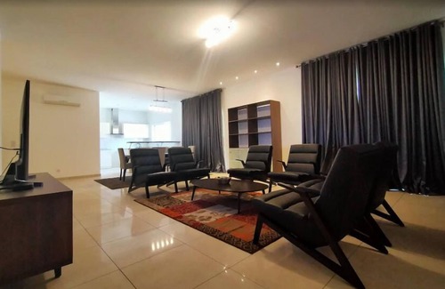 Orozo Hotel | The Capital