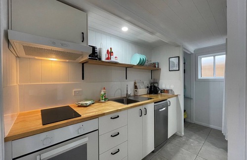 Scarborough House | "The Captain's Cabin" - Scarborough Q 4020