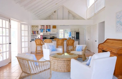 Charlestown Villa | The Captain's Estate - Family Friendly 5 Bed Villa with large pool and views