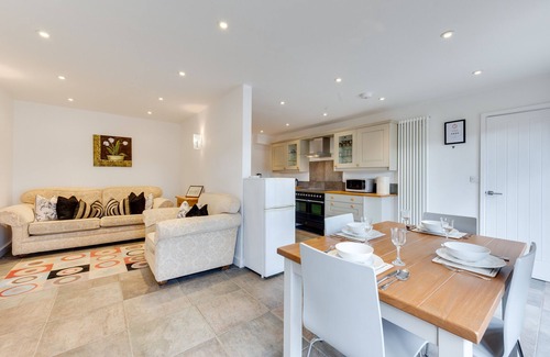 Sudbury House | The Cartlodge - Two Bedroom House, Sleeps 3