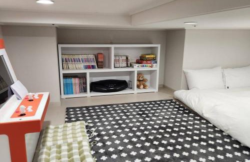 Yeosu Apartment | The Castle Ocean Marina Double Suite