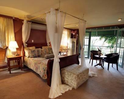 Cowes Hotel | The Castle - Villa by the Sea