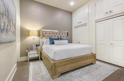 Central Business District Apartment | The Catherine