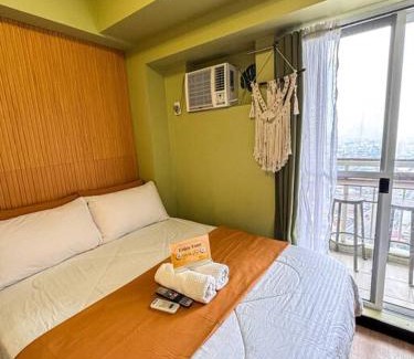 A. Bonifacio Apartment | The Celandine condo near Ayala Mall Balintawak