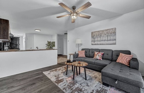 Gatineau Apartment | The charming 3 bedrooms river view apartment Gatineau/Ottawa