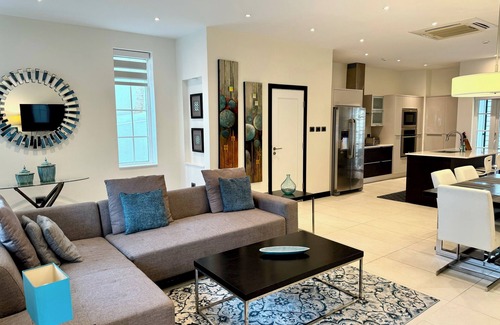 Port of Spain Villa | The Chateau de Chantilly Villa 16