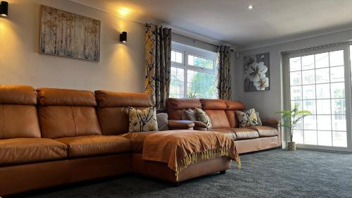 Blacon Apartment | The Cheshire Gathering - With Hot Tub