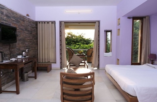 Ajmer Hotel | The Chitvan Resort