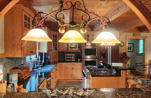 Lakeside Woods House | The Christmas Cabin