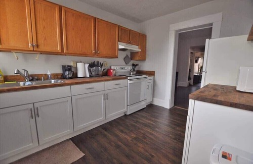Olde Towne East Condo | The City Townhouse - 2 BR