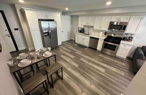 Paterson Apartment | The Classic Suite: 2BR close to NYC