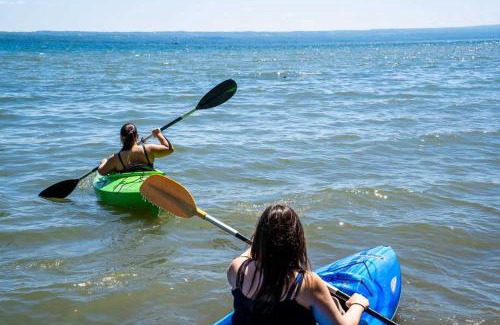 Town of Torrey House | The Cliff House Hot Tub Kayaks & Game Room