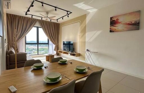 Putrajaya Apartment | The Clio 2 IOI Resort City, beside ioi city mall, serdang hospital, upm and uniteen