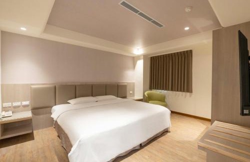 Zhubei Hotel | The Cloud Hotel
