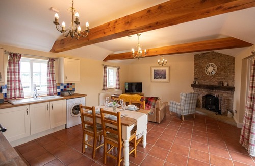Lincoln House | The Coach House at Carr Dyke Farm