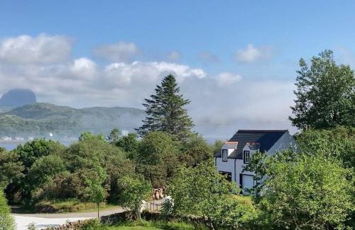 Lochinver Apartment | The Coach House at The Albannach