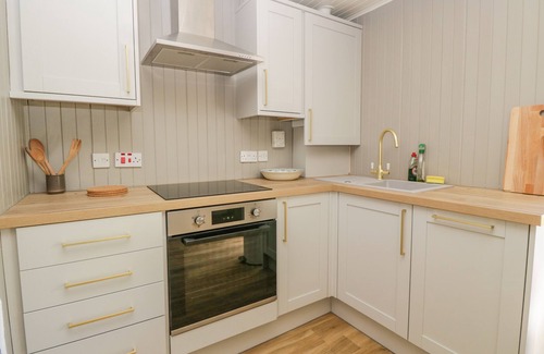 Glasgow Cottage | THE COACH HOUSE - HOLMWOOD, pet friendly in Glasgow