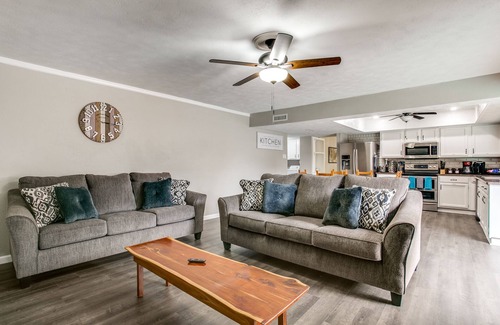 The Colony House | The Colony Getaway