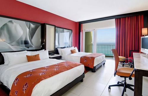 Condado Resort | The Condado Plaza Hotel