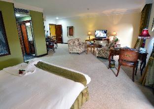 Kuwait City Hotel | The Convention Center & Royal Suites Hotel