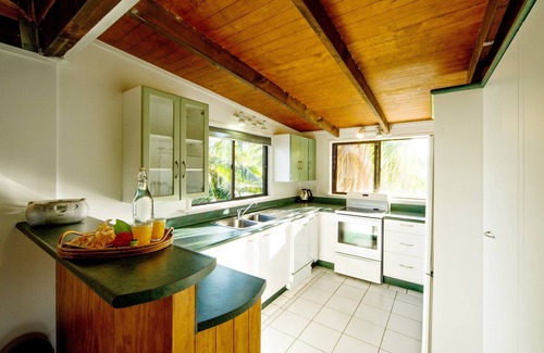 Arorangi Apartment | The Cooks Oasis