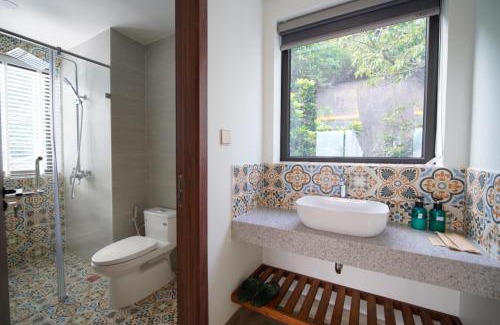 Tan Hiep House | The Coral Homestay & Pub