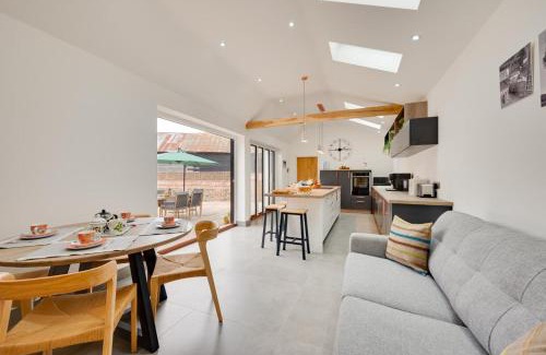 Ipswich House | The Corn Barn