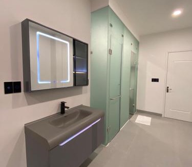 Tan An Apartment | The Corner of Contemporary