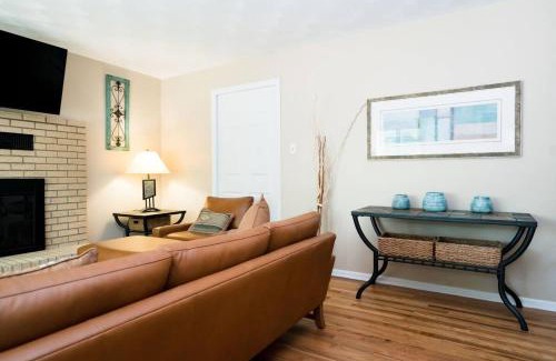 Castlewood House | The Costilla Connection Denver Tech Center