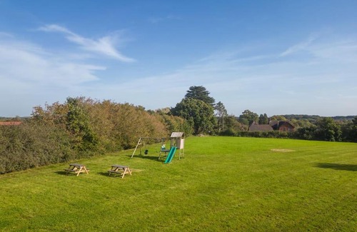 Upper Dicker House | The Cottage at Gildridge + Private Hot tub