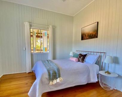Coolabine House | The Cottage Country Escape
