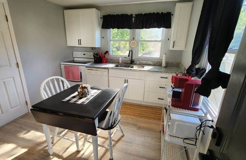 Burkesville House | The Cottage