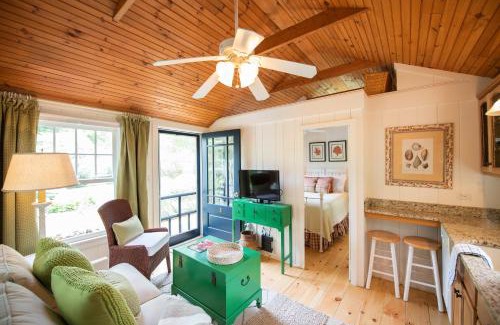 Kennebunkport Resort | The Cottages at Cabot Cove
