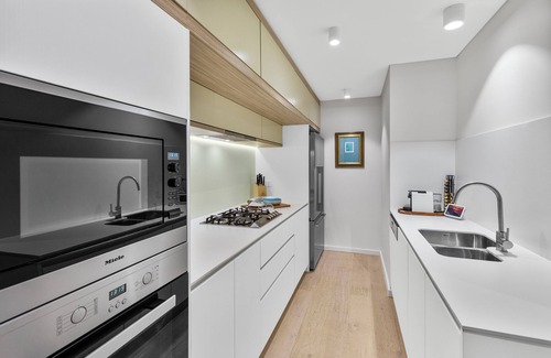 Mosman Apartment | 'The Courtyard Retreat' Designer Abode, Mosman