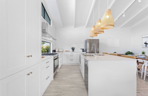 Black Head House | The Cove 2 - Stunning Upper floor of large house