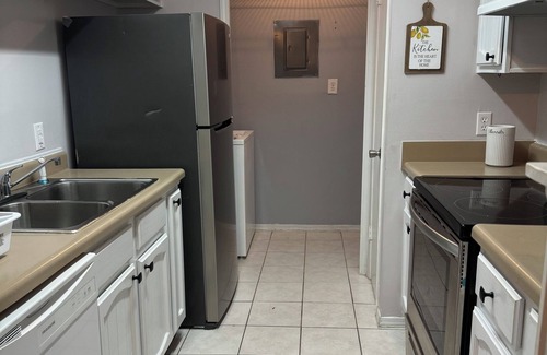 Northwest Pensacola Condo | The Cozy Acorn