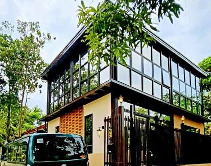 Bauang House | The Cozy Glass House by the Sea