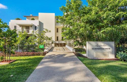 Airlie Beach Apartment | The Crabpot