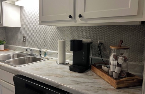 Hoover Condo | The Crest, a cozy 2-bedroom condo for your family to enjoy.