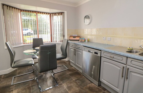 Forsbrook House | THE CROFT, NORTH STAFFORDSHIRE, pet friendly in Blythe Bridge