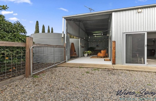 Whites Valley House | The Cubby House by Wine Coast Holiday Rentals