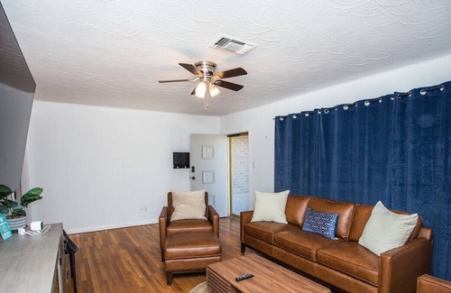 Heart of Lubbock House | The Cute Blue House!