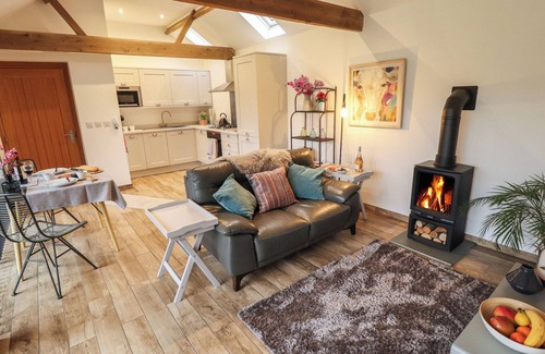 Brigg Cottage | THE DAIRY, romantic, country holiday cottage, with open fire in Brigg