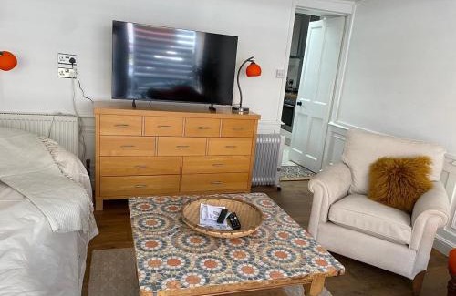 Wilton Apartment | The Deli, Wilton