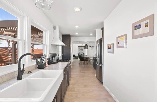 Joshua Tree House | The Desert Nomad | Private Spa! by Colby & Conrad